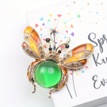 Stylish Rhinestone Bee Brooch Pin - Adorable Enamel Bumblebee Insect Badge featuring Simulated Jelly Belly and Unique Animal Shape, Perfect for Women's Fashion Statement Pieces, Eye-catching Cicada Coat Accessory