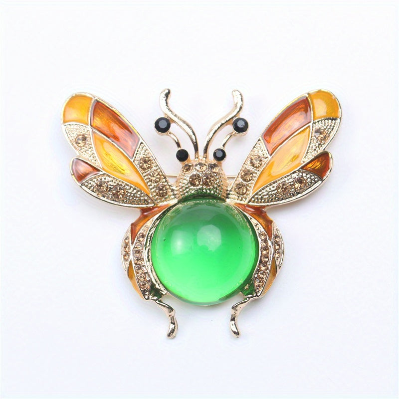 Stylish Rhinestone Bee Brooch Pin - Adorable Enamel Bumblebee Insect Badge featuring Simulated Jelly Belly and Unique Animal Shape, Perfect for Women's Fashion Statement Pieces, Eye-catching Cicada Coat Accessory