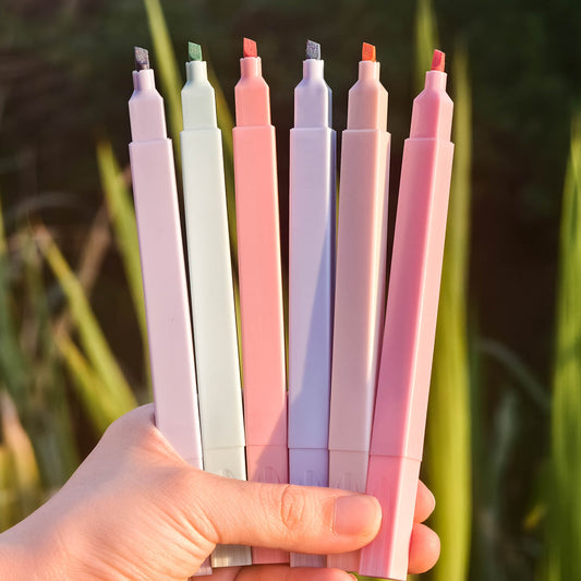 Set of 6/12 soft color highlighter pens with flat tip, no smudging or ink bleeding, made of plastic - suitable for diary writing, office work, and students.