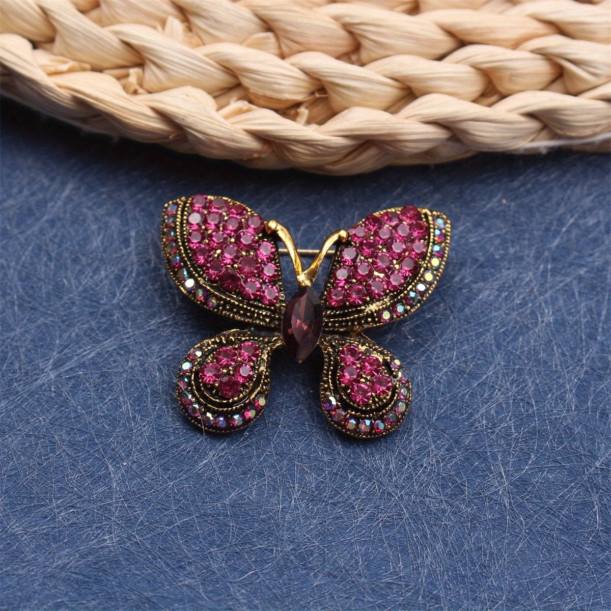 A Sophisticated Rhinestone Butterfly Brooch: Elevate Your Charm with this Versatile Accessory