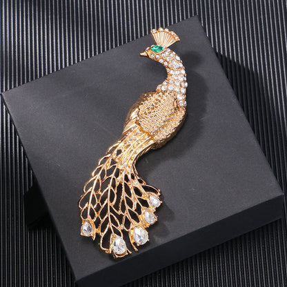 Antique Chic Peacock Brooch Pin - Sparkling Rhinestone Animal Shaped Emblem - Timeless Fashion Accent for Clothing, Headwear & Purses