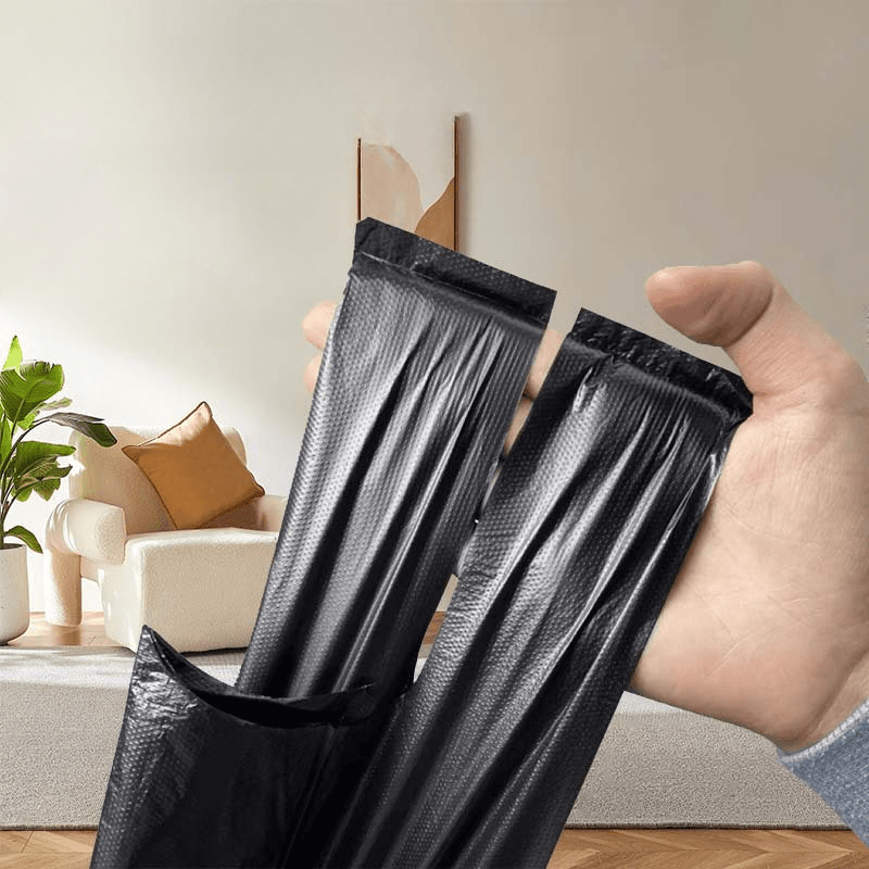 100 pieces of extra thick black trash bags with handles are designed to be durable and leak-proof, making them ideal for use in the kitchen, pet waste disposal, yard cleanup, and more. These garbage bags are perfect for use in homes, dorms, and