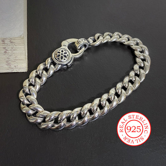 Vintage Cuban Chain Bracelet crafted from 925 silver - perfect for both women and men. This hip hop street cool jewelry exudes a domineering vibe, making it an ideal gift for your boyfriend or girlfriend on their birthday, Halloween, or anniversary.