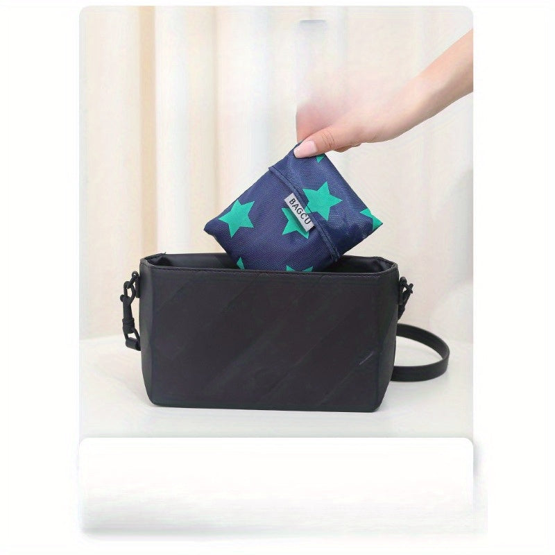 1 piece of premium shopping bag made of Oxford cloth, perfect for going out shopping. This portable tote bag is convenient and foldable, suitable for all your clothing store needs.