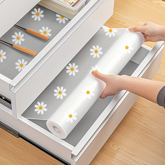 Daisy design non-slip shelf liner roll, 100% plastic, easy to clean, for kitchen cabinets, hand washable.