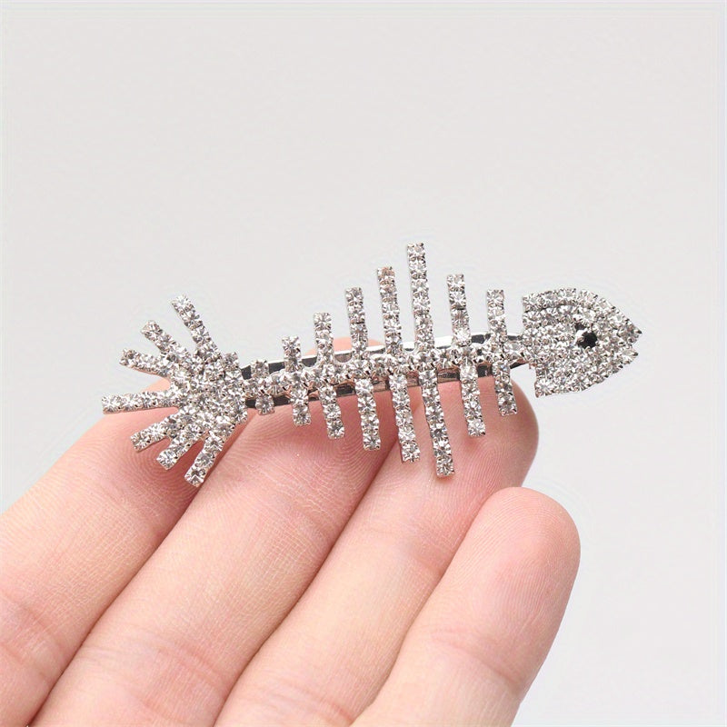 Sophisticated Fish-Shaped Brooch with Rhinestones and Enamel Detail, Distinctive and Inventive Design, Ideal Women's Accessory