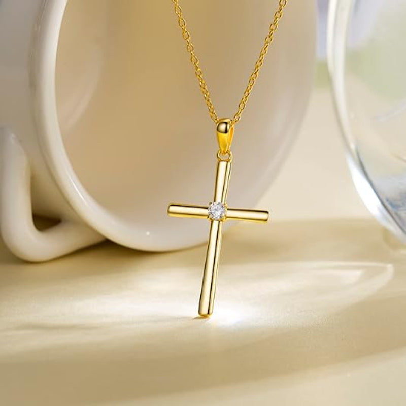 Add a touch of elegance with the LOVESSOM 925 Sterling Silver Moissanite Cross Pendant Necklace. Featuring a 0.3 Carat pendant on an 18K Golden Plated Chain, this necklace is perfect for any occasion, from Mardi Gras to weddings. Universal fit for all