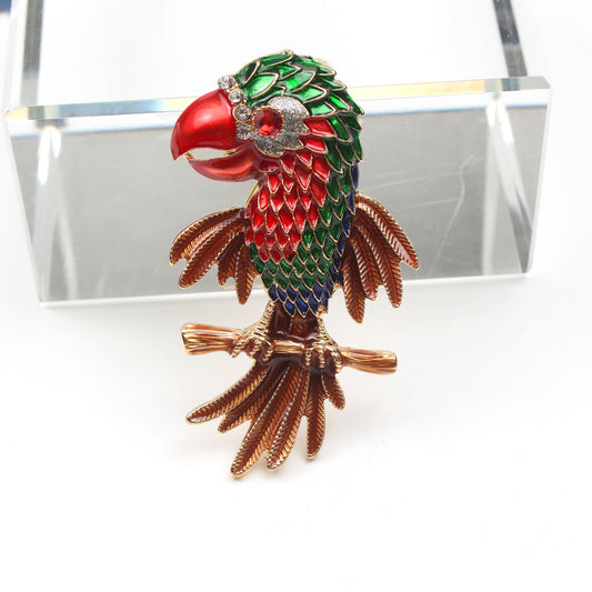 Enamel Parrot Brooch - Stylish and Adorable 3D Design for Sweaters and Coats - Ideal Holiday Present