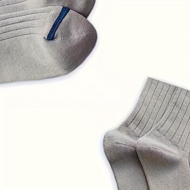 5 Pairs of Men's Crew Socks: Breathable, Comfortable, Stylish for Outdoor Activities - Ideal for Fall/Winter.