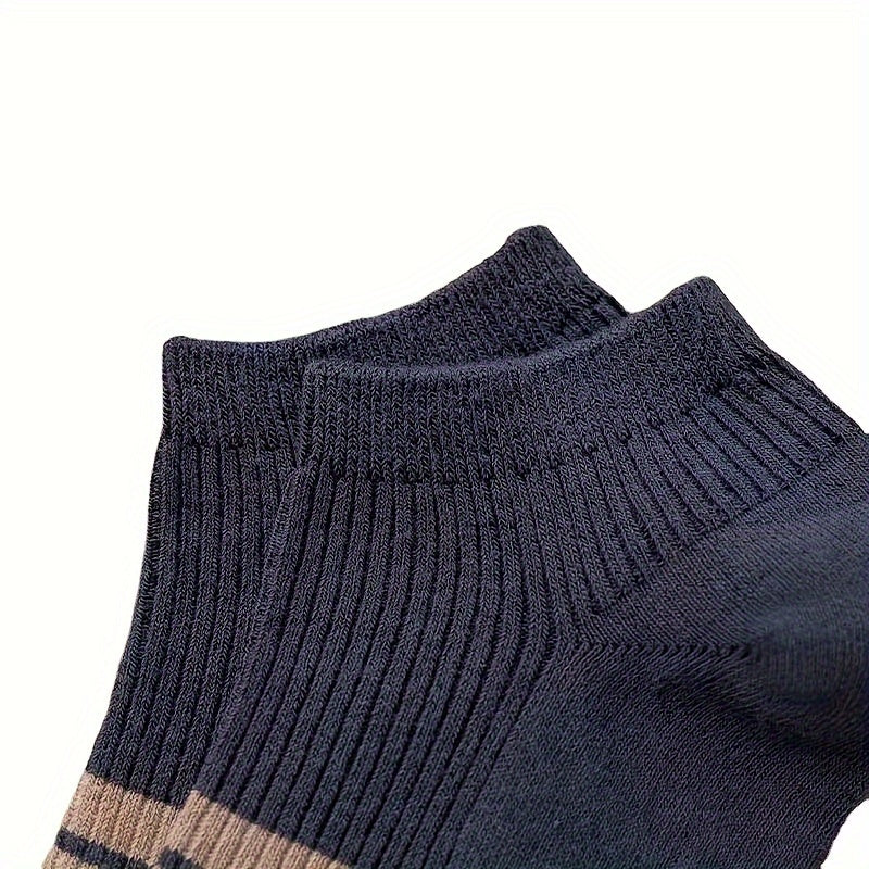 5 pairs of men's fashionable low-top socks, anti-odor, sweat-absorbing, comfortable, and breathable for spring and summer.