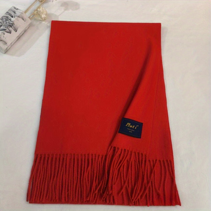 Soft and warm polyester shawl for men with tassels - Stylish and comfortable solid color scarf, ideal for fall and winter season.