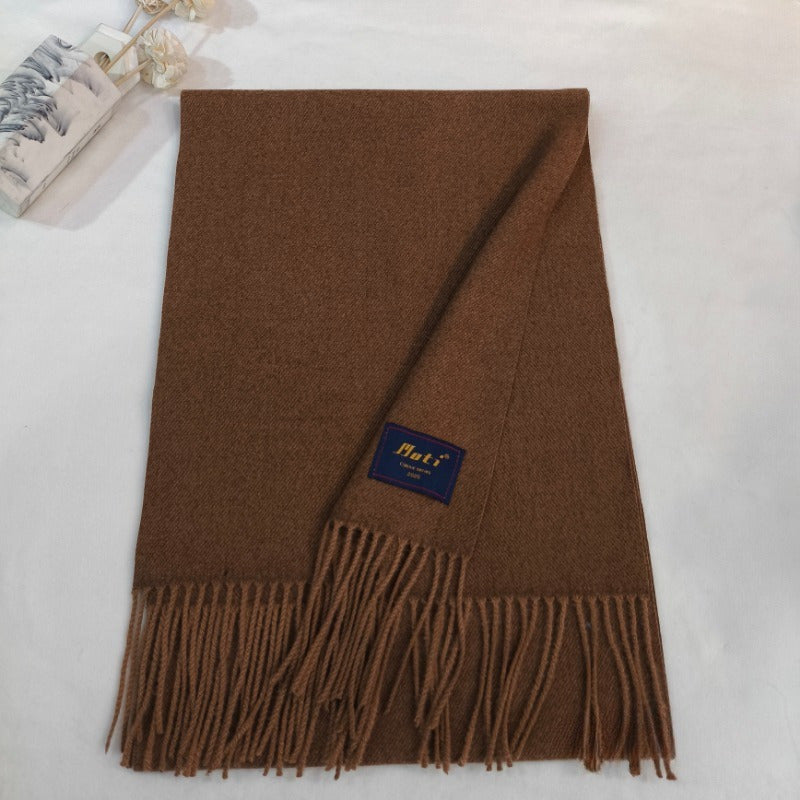 Soft and warm polyester shawl for men with tassels - Stylish and comfortable solid color scarf, ideal for fall and winter season.