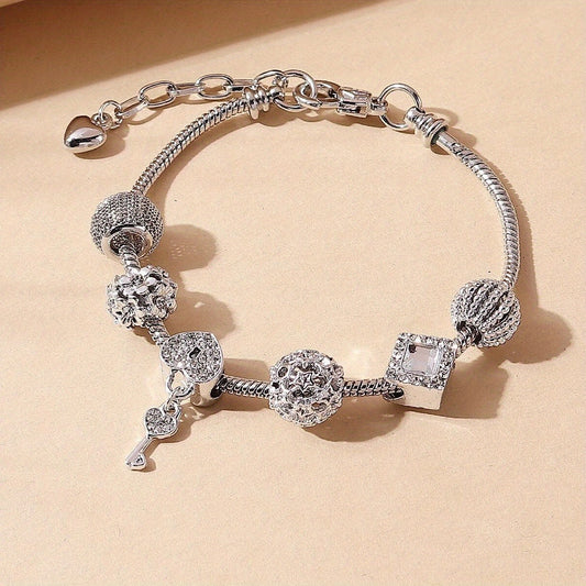 Bohemian-style Women's Fashion Bracelet with Love Beads and Rhinestones, Perfect for Banquets and Parties.