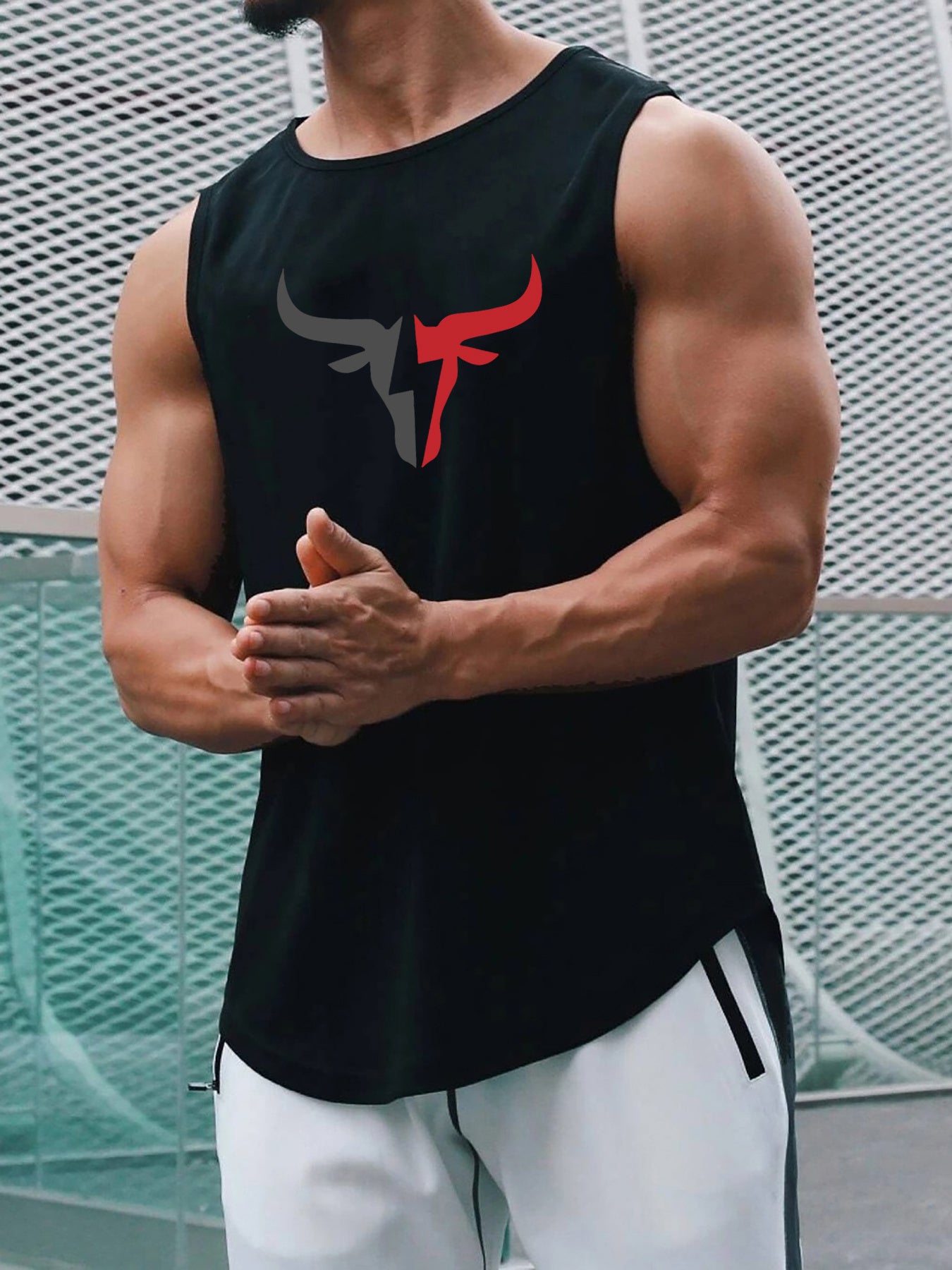 Summer performance tank tops for men; breathable, quick-drying fabric; muscle fit; crew neck; solid color basketball vests.