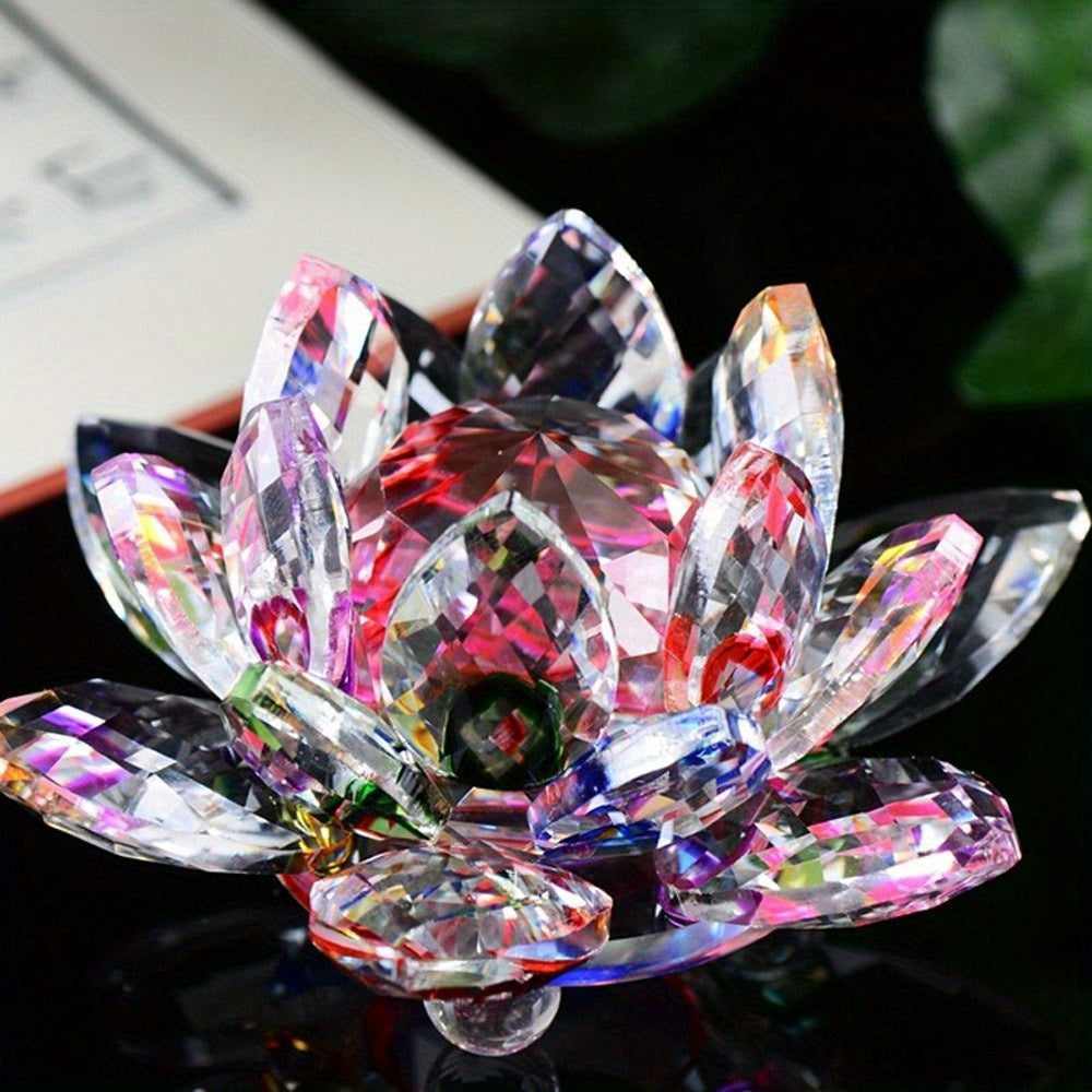 Crystal lotus figurine for home or wedding decoration, glass craft collectible, table ornament, souvenir gift.