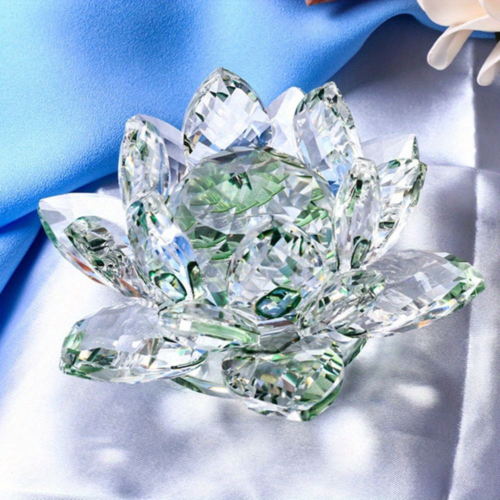 Crystal lotus figurine for home or wedding decoration, glass craft collectible, table ornament, souvenir gift.