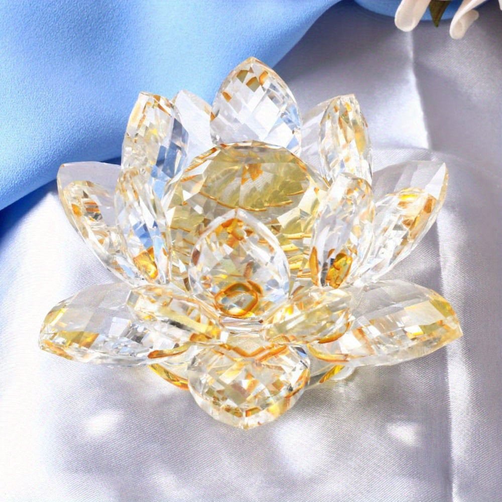 Crystal lotus figurine for home or wedding decoration, glass craft collectible, table ornament, souvenir gift.