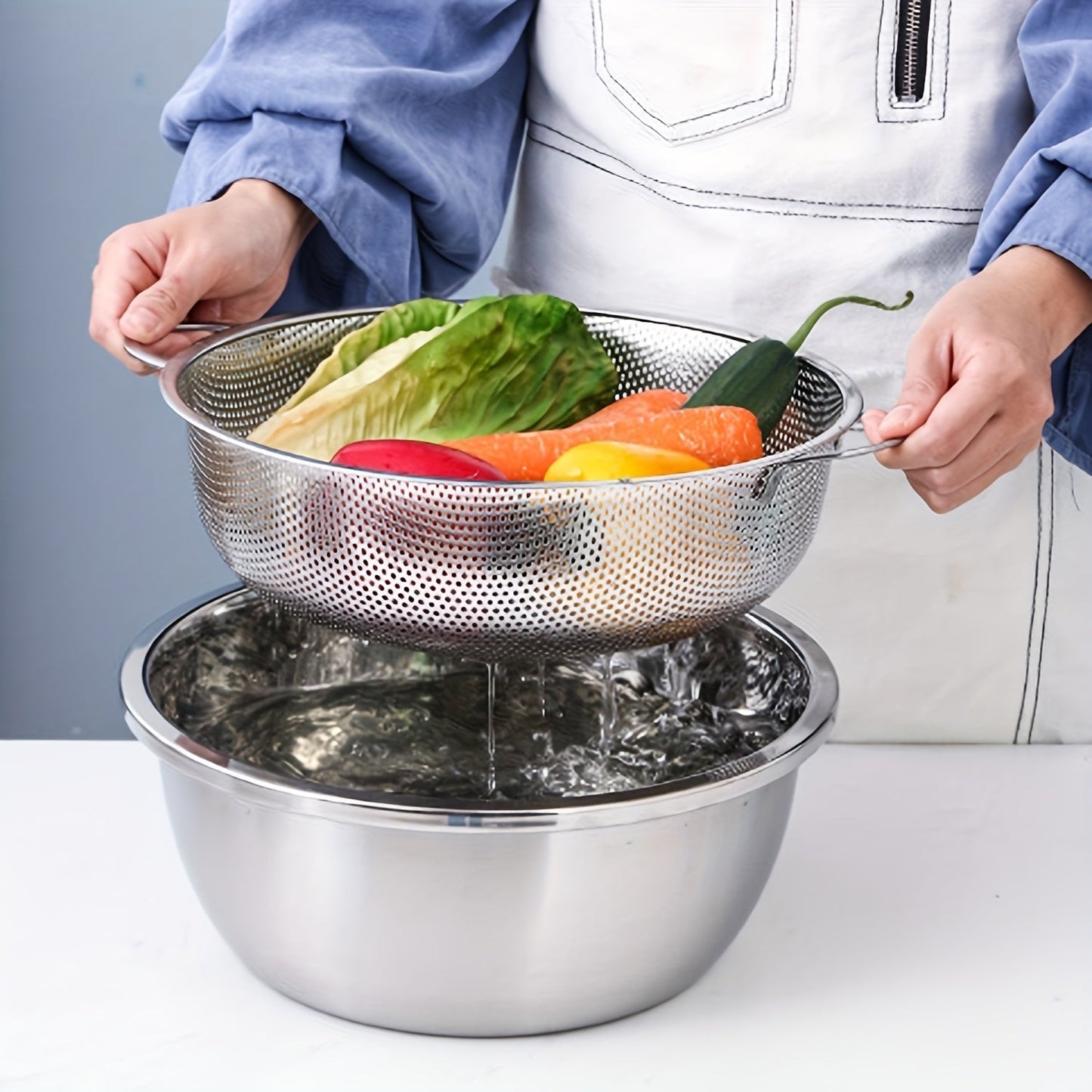 Essential Kitchen Tool: Set of Dishwasher Safe Stainless Steel Fine Mesh Colander Strainers - Ideal for Washing Fruits, Vegetables, and Draining Pasta, Versatile and Multi-Use