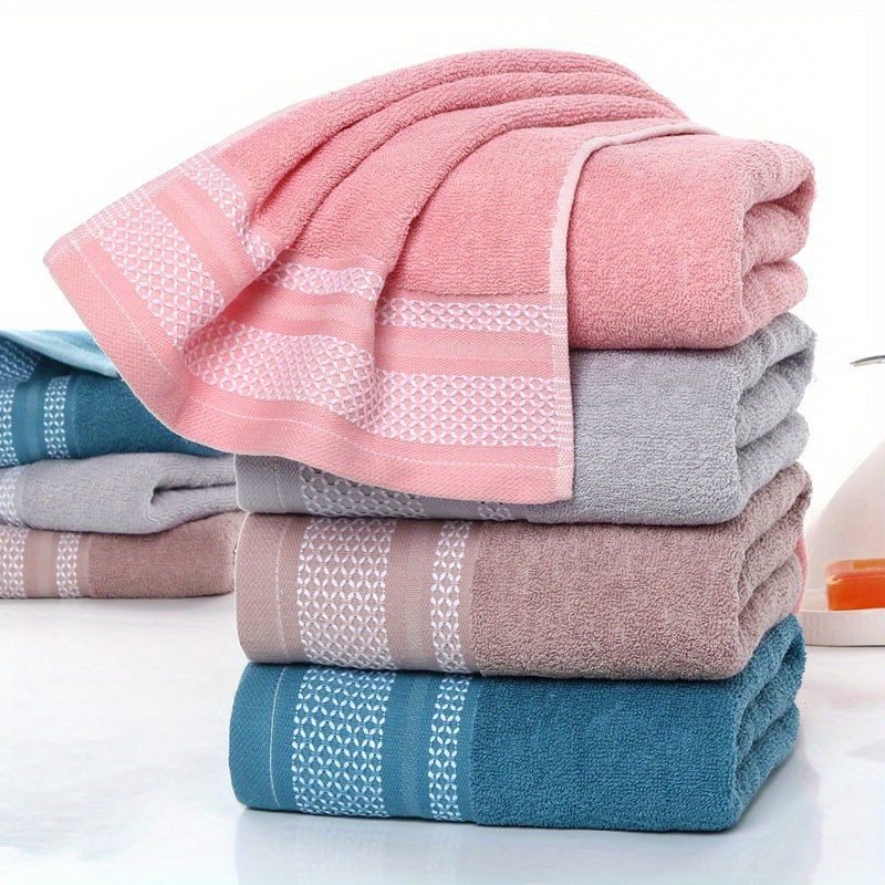 LattBy soft cotton bath towels, absorbent quick-dry hand towels with contemporary space-theme design. Perfect for bathroom, travel, gym, spa, camping. Ideal for gifting on holidays like Christmas, Halloween, Thanksgiving, Valentine's Day, and Easter.