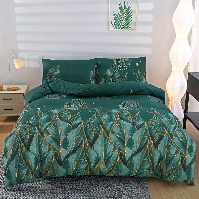 Geometric floral duvet set with zipper closure and 2 pillowcases. Made of soft polyester with breathable weave. Machine washable for all-season comfort.