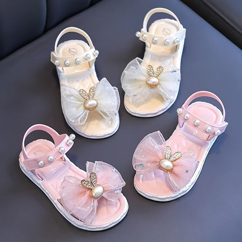 Breathable sandals with bows for girls, ideal for outdoor activities.