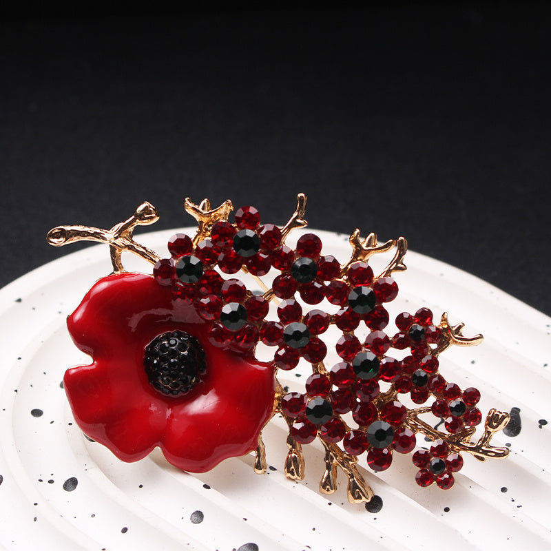 Elegant Retro Fashion Accessory: Vintage Enamel Poppy Brooch Pin with Rhinestone Accents and Irregular Shape Floral Design