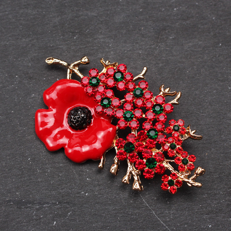 Elegant Retro Fashion Accessory: Vintage Enamel Poppy Brooch Pin with Rhinestone Accents and Irregular Shape Floral Design