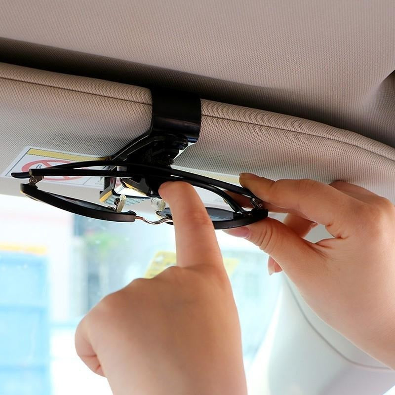 Car visor sunglass holder clip for 2 pairs of glasses, universal sun visor ticket and eyeglasses mount made of PVC for different car models.