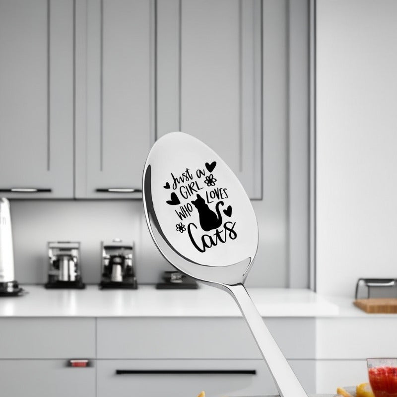 Engraved stainless steel coffee spoon for cat lovers - ideal for Valentine's Day or back-to-school gift.