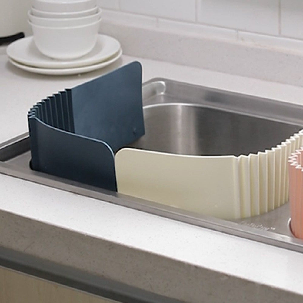 Foldable TPR Splash Guard with Suction Cup - Bendable & Retractable Water Barrier for Kitchen Sink - Anti-Splash - Soft Material - Available in Pastel Colors - 42.49x16.99cm - Food-Safe - Ideal for Kitchen and Bathroom Use