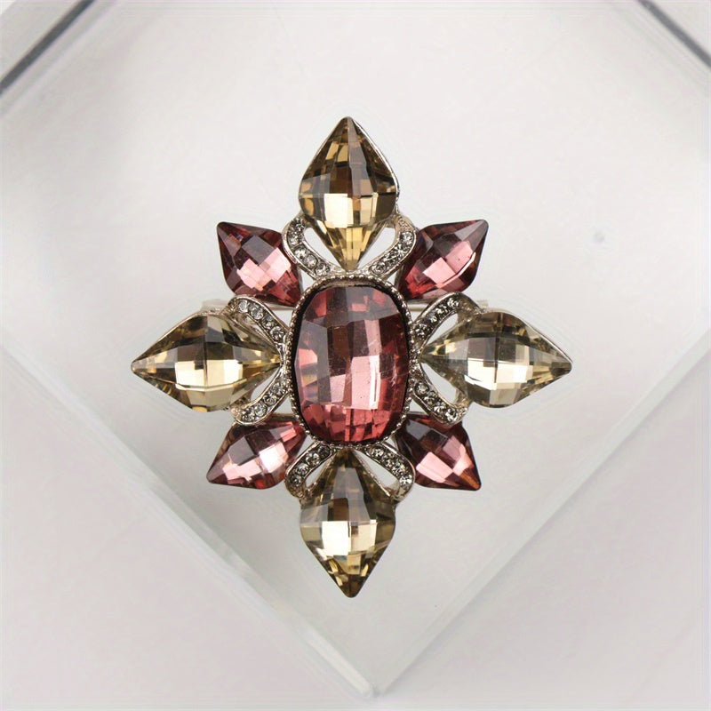 Exquisite Baroque-Inspired Rhinestone Brooch Pin - Opulent Alloy Fashion Statement Piece for Dresses, Distinctive Irregular Design, Ideal for Women's Wardrobe & Accessories