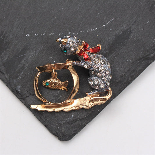 Sophisticated Rhinestone Cat Fishing Pin - Adorable Enamel Animal Brooch for Dresses, Sweaters & Suits