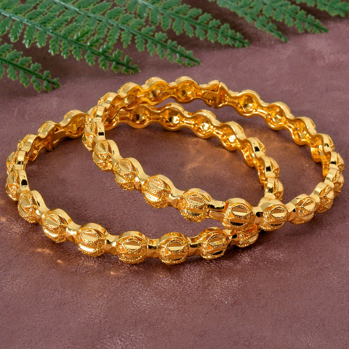 Middle Eastern Style Luxury Golden Ladies Fashion Copper Bracelet Set with 4 pieces - Unique Geometric Carved Round Luxury Jewelry Set, Perfect Romantic Wedding Gift for Mother and Girlfriend.