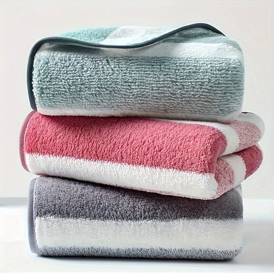 Set of striped towels that are quick-dry and absorbent, suitable for home, hotel, and spa use.