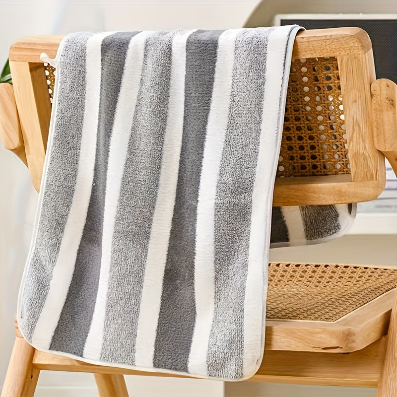 Set of striped towels that are quick-dry and absorbent, suitable for home, hotel, and spa use.