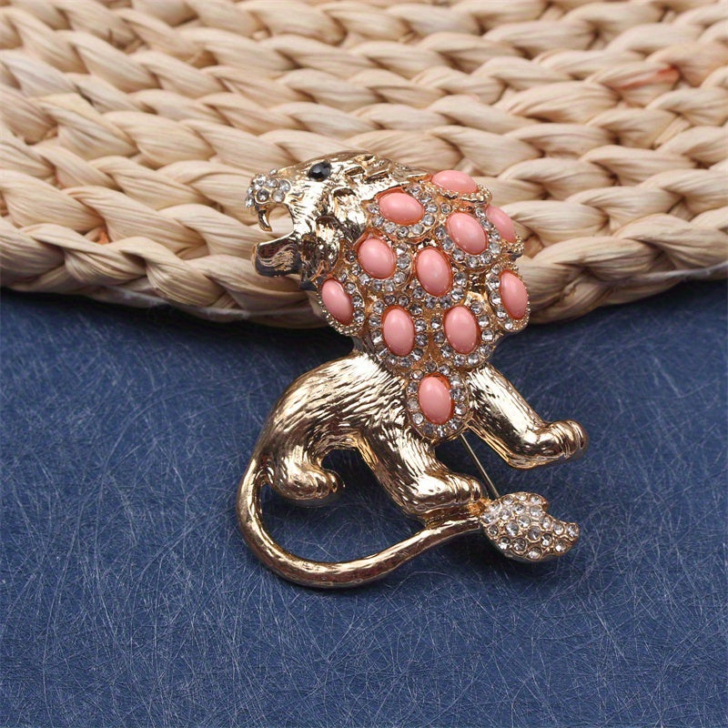 Beautiful Rhinestone Lion Brooch - A Versatile and Stylish Addition to Your Wardrobe for Any Occasion | Ideal Christmas Present | Unique Design to Complement Your Outfits and Accessories