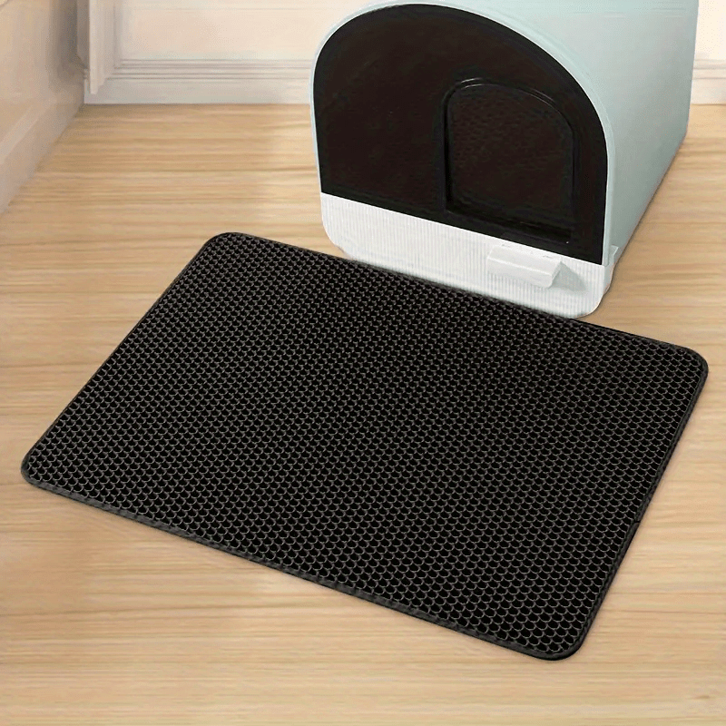 High-quality cat litter mat with double-layer honeycomb design for easy cleaning and odor control, suitable for both pet toilets and litter boxes.