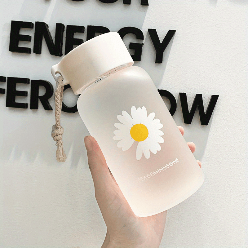 Leakproof water bottle with chrysanthemum print - safe for food contact, BPA-free plastic, perfect for school, outdoor activities, and everyday use.