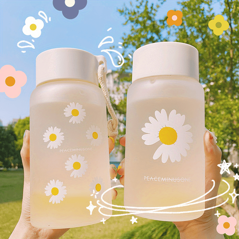 Leakproof water bottle with chrysanthemum print - safe for food contact, BPA-free plastic, perfect for school, outdoor activities, and everyday use.