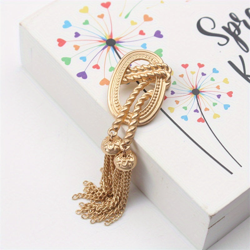 Unique Vintage Alloy Brooch Pin featuring Fringe Design - Quirky Fashion Accessory for Women with Matte Gold Tassel Detail, Perfect Creative Gift