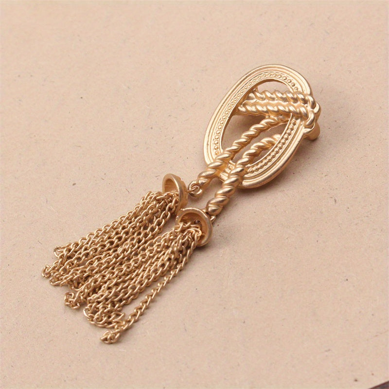 Unique Vintage Alloy Brooch Pin featuring Fringe Design - Quirky Fashion Accessory for Women with Matte Gold Tassel Detail, Perfect Creative Gift