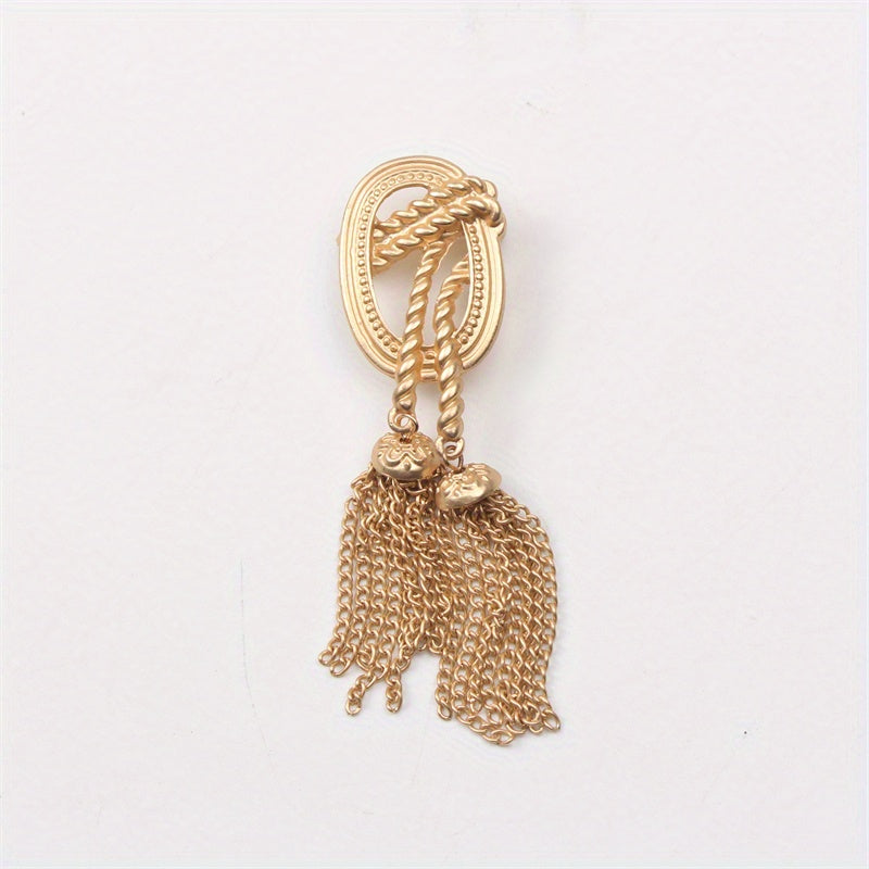 Unique Vintage Alloy Brooch Pin featuring Fringe Design - Quirky Fashion Accessory for Women with Matte Gold Tassel Detail, Perfect Creative Gift