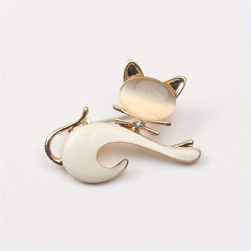 Irregular Animal Shaped Enamel Kitten Brooch in a Cute and Simple Style, made of Alloy and Enamel Material. A Novelty Fashion Accessory for Women, This Personalized Gift Pin is perfect for adding a touch of fun to any outfit.