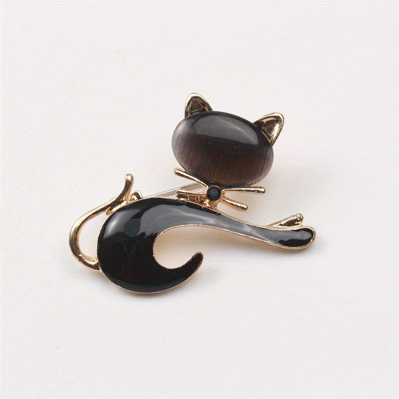 Irregular Animal Shaped Enamel Kitten Brooch in a Cute and Simple Style, made of Alloy and Enamel Material. A Novelty Fashion Accessory for Women, This Personalized Gift Pin is perfect for adding a touch of fun to any outfit.