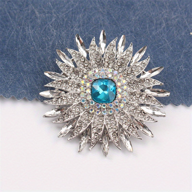 Luxurious Rhinestone Floral Brooch Pin - Featuring an Elegant Irregular Flower Design, This Sparkling Fashion Accessory is Perfect for Travel, Parties, and Daily Wear. The Ideal Christmas Gift for Yourself or a Loved One (1 Piece)