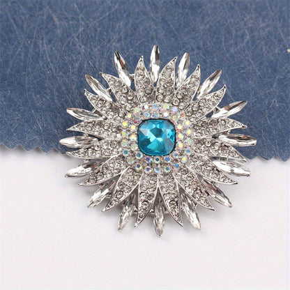 Luxurious Rhinestone Floral Brooch Pin - Featuring an Elegant Irregular Flower Design, This Sparkling Fashion Accessory is Perfect for Travel, Parties, and Daily Wear. The Ideal Christmas Gift for Yourself or a Loved One (1 Piece)