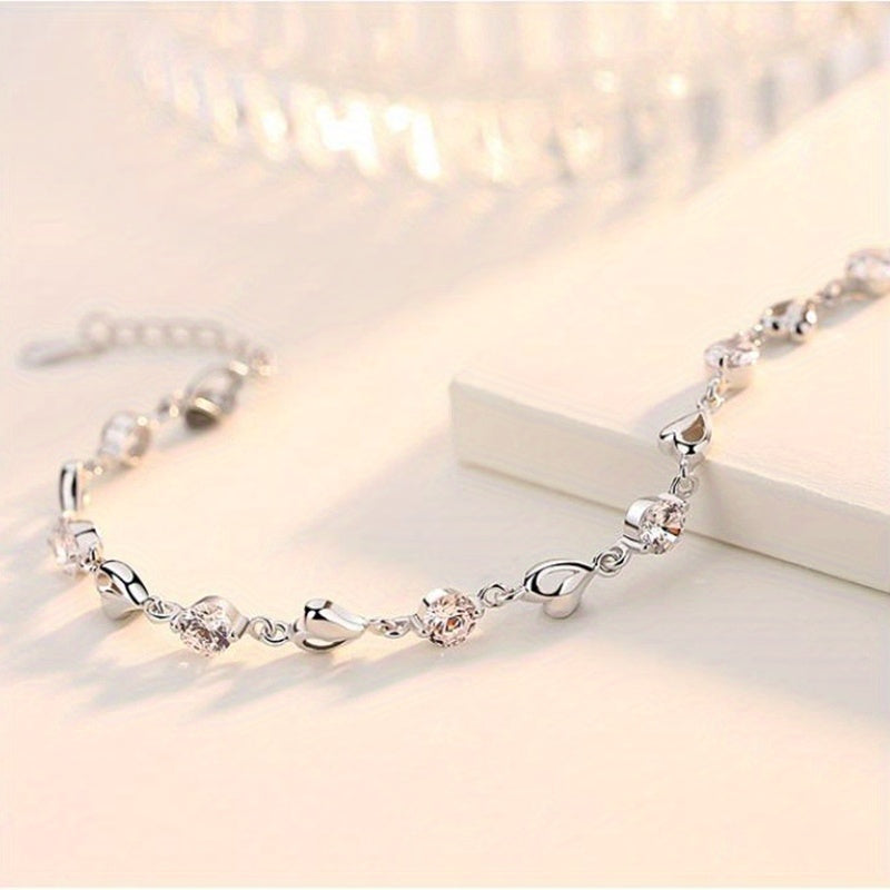 Stylish Sterling Silver Chain featuring Cubic Zirconia Hearts, suitable for any occasion - great for Christmas, weddings, parties, and gift-giving. Perfect addition to any woman's jewelry collection.