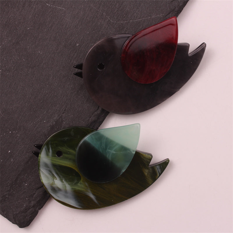 Charming Acrylic Bird Brooches - Quirky Animal Shaped Pins for Dresses, Unique Irregular Shape Simulated Accessories in Minimalist Style