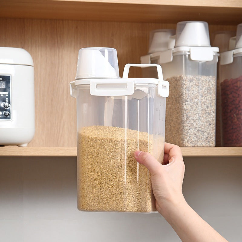 Airtight storage containers in 1.75L, 2.5L, and 3L sizes, perfect for storing grains, nuts, flour, and rice. Insect-proof, moisture-proof, leak-proof, and suitable for home and outdoor use.