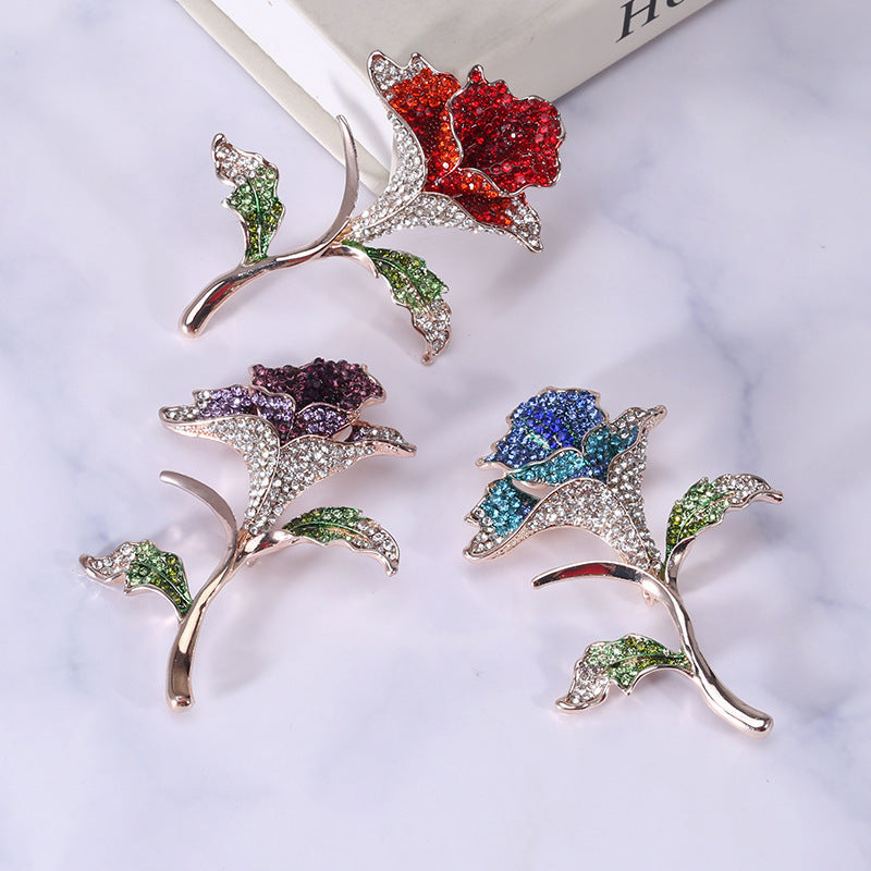 Timeless and sophisticated Rhinestone Rose Brooch Pin - Stylish Floral Jewelry Accessory, Perfect for Christmas Gift Giving, Complements any Outfit